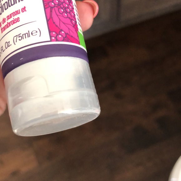 Hand scrub - Picture 2 of 2